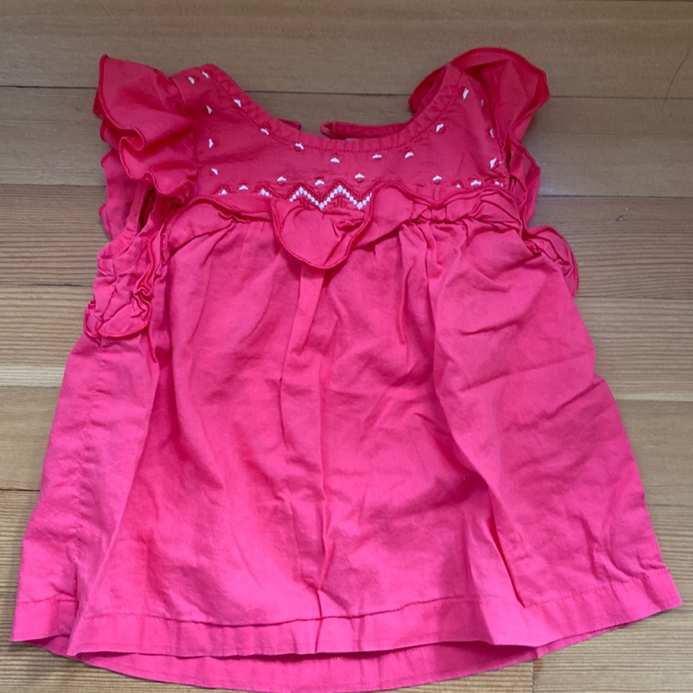 EUC OshKosh tank top, size 24M